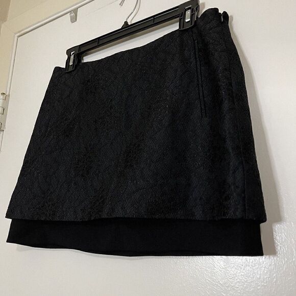 NEW! Diane Von Furstenberg DVF elley mini bonded lace black skirt size 6 - Picture 2 of 5